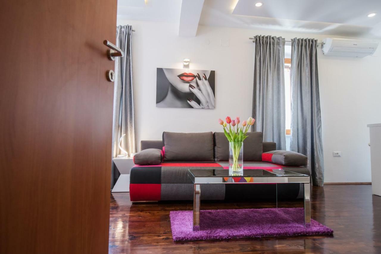 Studio Apartment Lena Kaštela Exteriör bild