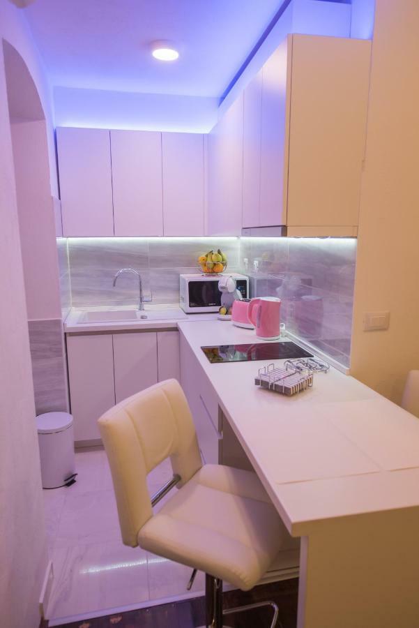 Studio Apartment Lena Kaštela Exteriör bild